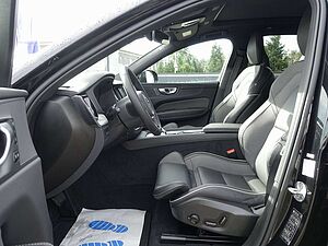 Volvo  T6 AWD Recharge Black Edition Plus/Panorama