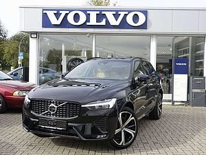 Volvo  Plus B4 Dark/Pano/H&K/FourC/AHK/StndHz