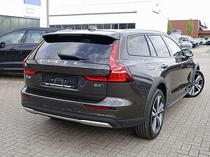 Volvo  V60 B4 AWD Cross Country Plus/Kamera/H&K/Memory