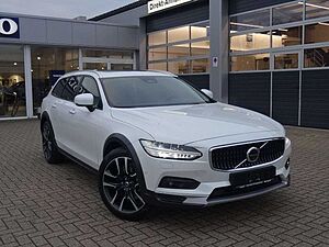 Volvo  Ultimate B4 AWD HUD/PANO/BLIS