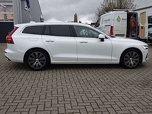 Volvo  D4 Inscription/Pilot/Sitzhz. /Voll-LED/Parka.