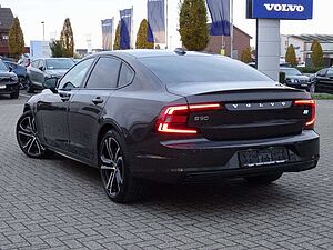 Volvo  Recharge Ultimate T8 AWD Plug-in Hybrd/H&K