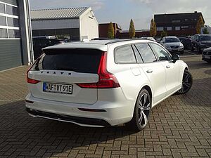 Volvo  T8 AWD Plug-in Hybrid/B&W/Lenkradhz. /HeadUp