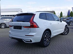 Volvo  B4 AWD Plus/Dark/Kamera/Memory/Carplay