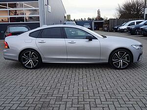 Volvo  Recharge Ultimate T8 AWD/B&W/360°Cam/Luftfw.