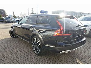 Volvo  V90 CrossCountry Ultimate B5 AWD/Massage/AHK/B&W