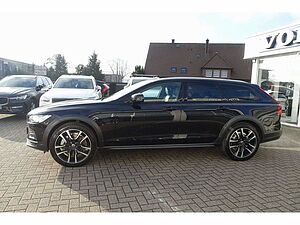 Volvo  V90 CrossCountry Ultimate B5 AWD/Massage/AHK/B&W