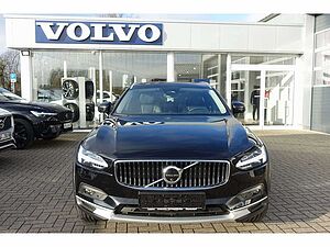 Volvo  V90 CrossCountry Ultimate B5 AWD/Massage/AHK/B&W