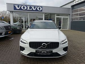 Volvo  T6 AWD Recharge R-Design/Pano/AHK/Kamera/H&K