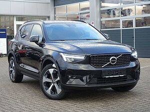 Volvo  Plus B3 Benzin Dark/Frontschhz. /Pano/Pilot