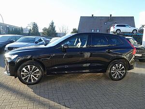 Volvo  Plus B4 AWD/Dark/Kamera/BLIS/H&K/StndHz