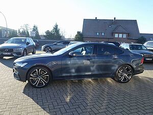 Volvo  Recharge Ultimate T8 AWD/B&W/360°/Massage