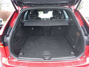 Volvo  D5 AWD R Design AHK/BLIS/HARMAN/KAMEARA