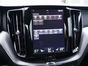 Volvo  D5 AWD R Design AHK/BLIS/HARMAN/KAMEARA