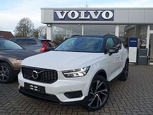 Volvo  D4 AWD R-Design/Pano/Kamera/AHK/Carplay