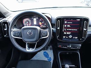 Volvo  D4 AWD R-Design/Pano/Kamera/AHK/Carplay