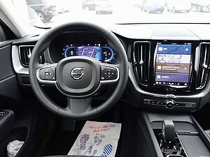 Volvo  Core, B4 Mild-Hybrid/AHK/Kamera/Carplay