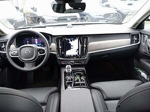 Volvo  Recharge Ultimate Dark T8 AWD B&W/HUD/Four-C