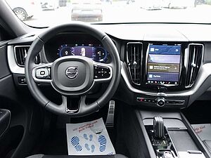 Volvo  B4 R-Design/360°/BLIS/Memory/Carplay/ACC