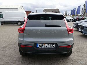 Volvo  B4 Plus Dark/Pano/H&K/BLIS/Memory/Carplay