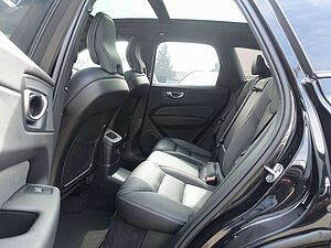 Volvo  Recharge Black Edition Ultimate T8 AWD/360°
