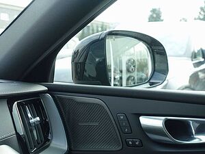 Volvo  Recharge Black Edition Ultimate T8 AWD/360°