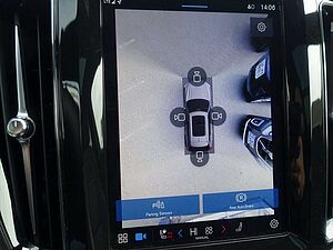 Volvo  Recharge Black Edition Ultimate T8 AWD/360°