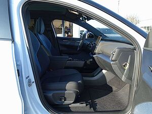 Volvo  Ultra, Twin Motor Performance/H&K/BLIS/360°