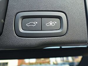 Volvo  Recharge Plus T8 AWD/360°/Pano/BLIS/H&K