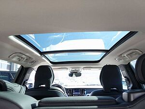 Volvo  Ultimate B5 AWD/HeadUP/Pano
