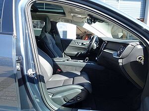 Volvo  Ultimate B5 AWD/HeadUP/Pano