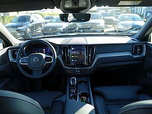Volvo  Recharge Black Edition Plus T6 AWD/Four-C