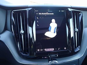 Volvo  Recharge Black Edition Plus T6 AWD/Four-C