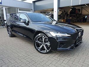 Volvo  Plus Dark T6 AWD/H&K/Kamera/BLIS/Memory