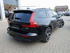 Volvo  Plus Dark T6 AWD/H&K/Kamera/BLIS/Memory