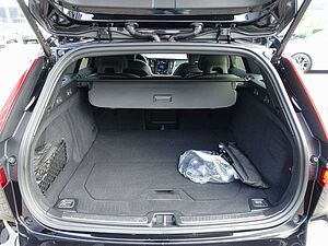 Volvo  Plus Dark T6 AWD/H&K/Kamera/BLIS/Memory
