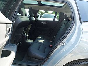 Volvo  Plus T6 AWD/360°/Pano/H&K/BLIS/Memory