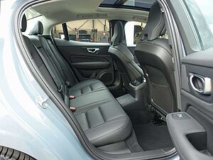 Volvo  Recharge Ultimate T8 AWD/H&K/360°/HeadUP
