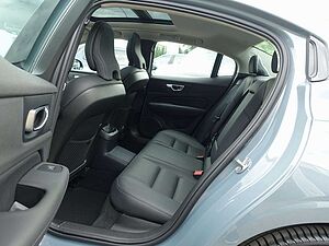 Volvo  Recharge Ultimate T8 AWD/H&K/360°/HeadUP