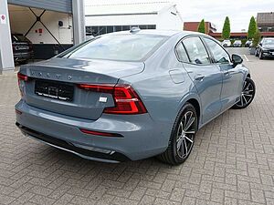 Volvo  Recharge Ultimate T8 AWD/H&K/360°/HeadUP