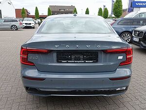 Volvo  Recharge Ultimate T8 AWD/H&K/360°/HeadUP