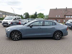 Volvo  Recharge Ultimate T8 AWD/H&K/360°/HeadUP