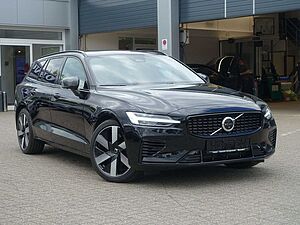Volvo  Plus T6 AWD/360°/Pano/HeadUP/H&K/Memory