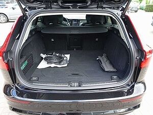 Volvo  Plus T6 AWD/360°/Pano/HeadUP/H&K/Memory