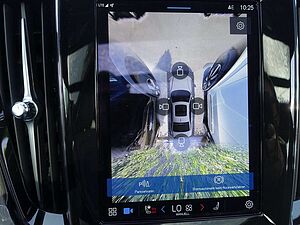 Volvo  Ultimate Dark B5 AWD /HeadUP/Pano/360°/BLIS