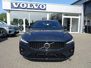 Volvo  Ultimate Dark B5 AWD /HeadUP/Pano/360°/BLIS