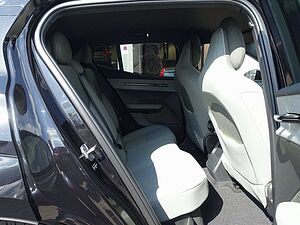 Volvo  Plus Twin Motor Performance Elektrisch/H&K