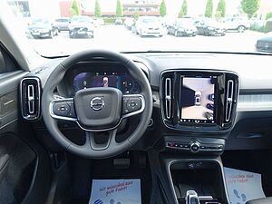 Volvo  Ultra B4 Mild-Hybrid/Dark/Pano/H&K/BLIS