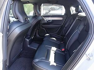Volvo  Ultimate Dark T8 AWD B&W/360°KAM/FOUR-C/HUD