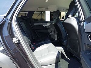 Volvo  Plus B5 AWD/360°/H&K/AHK/BLS